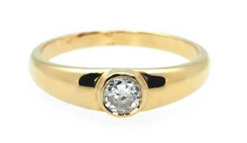 114 Yellow gold rub set engagement ring. Aurum Fine Jewellery, Auckland NZ.