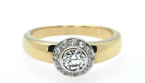 161B Gold Diamond halo solitaire ring
