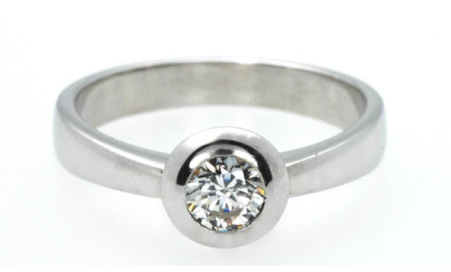 225-Bezel-set-brilliant-cut-diamond-platinum-ring.jpg