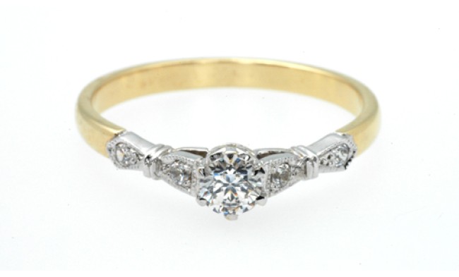 428A-Antique-diamond-engagement-ring-set-with-0.50ct-brilliant.jpg