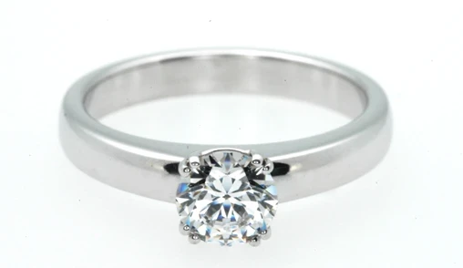 952FOUR White gold eight claw brilliant diamond solitaire ring