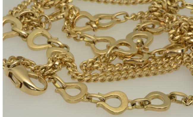 18ct yellow gold hand made chain