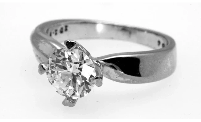 1.05ct Twist ring Aurum Fine Jewellery, Auckland NZ