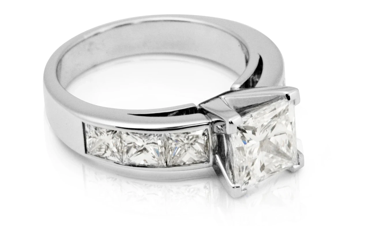 2.00ct Princess cut diamond engagement ring Aurum Fine Jewellery, Auckland NZ