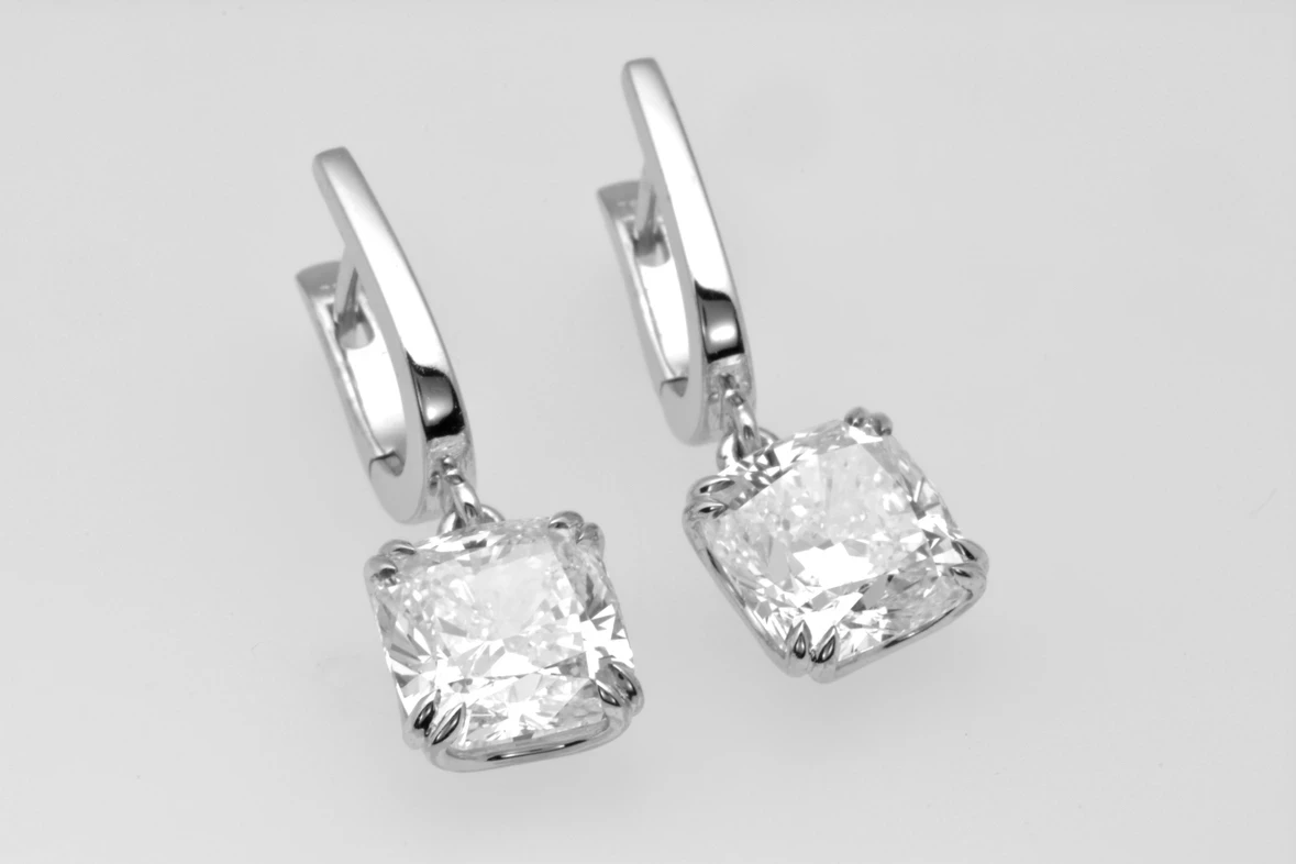 3.00ct cushion cut diamond, Aurum Fine Jewellery, Auckland NZ