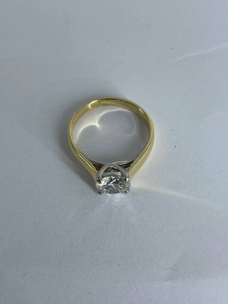 Diamond engagement ring IMG 6328