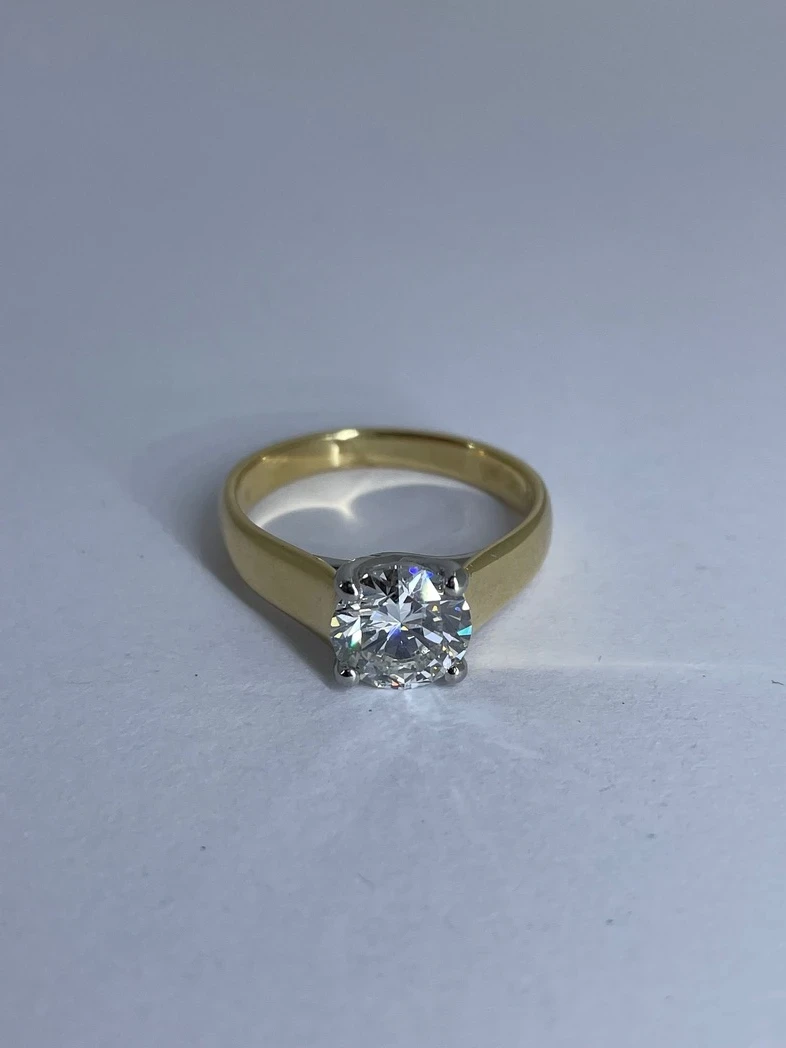 Diamond engagement ring IMG 6331