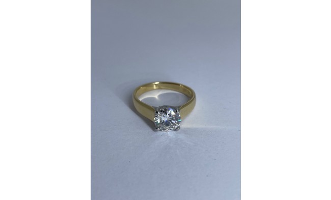 Diamond engagement ring IMG 6331