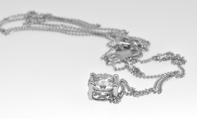 Diamond four claw pendant and chain