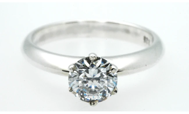 Six claw Diamond Engagement ring 