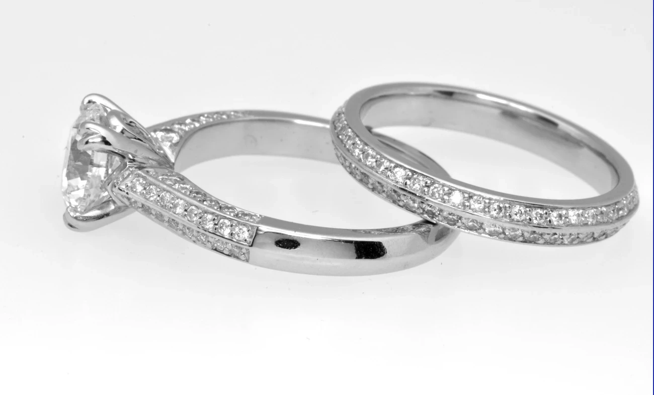 Sutcliffe Engagement ring side view2