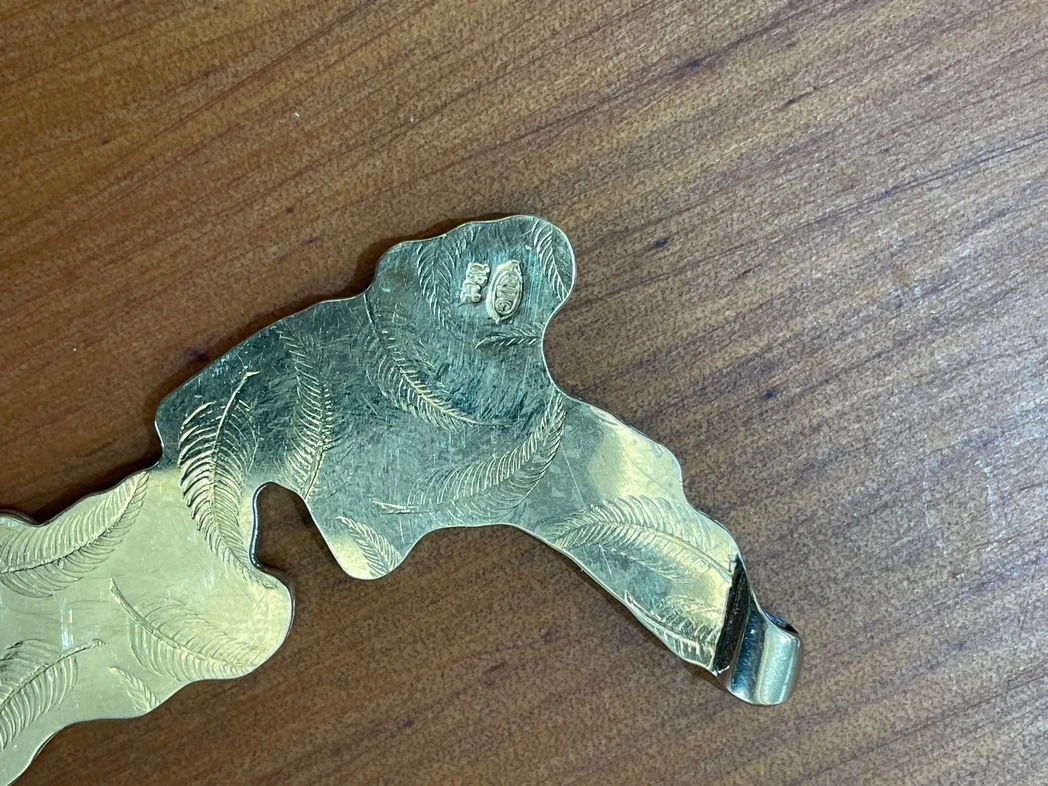 Unique NZ map pendant IMG 6325