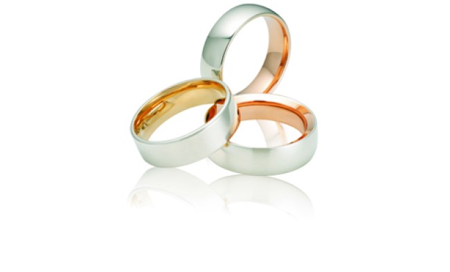 White and rose gold wedding bands