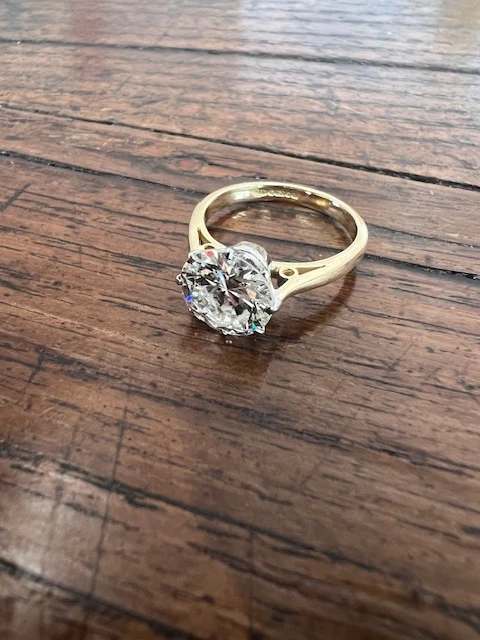 Diamond solitaire 2.01ct